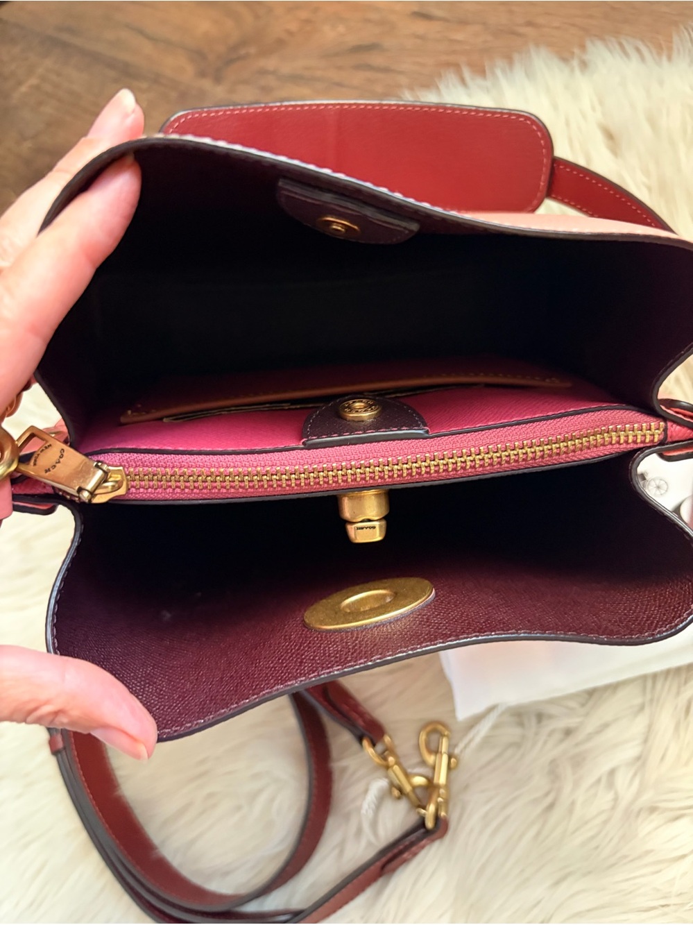Coach Willow Bucket Bag Candy Pink Multi Brass Hardware Like New - Picture 17 of 17